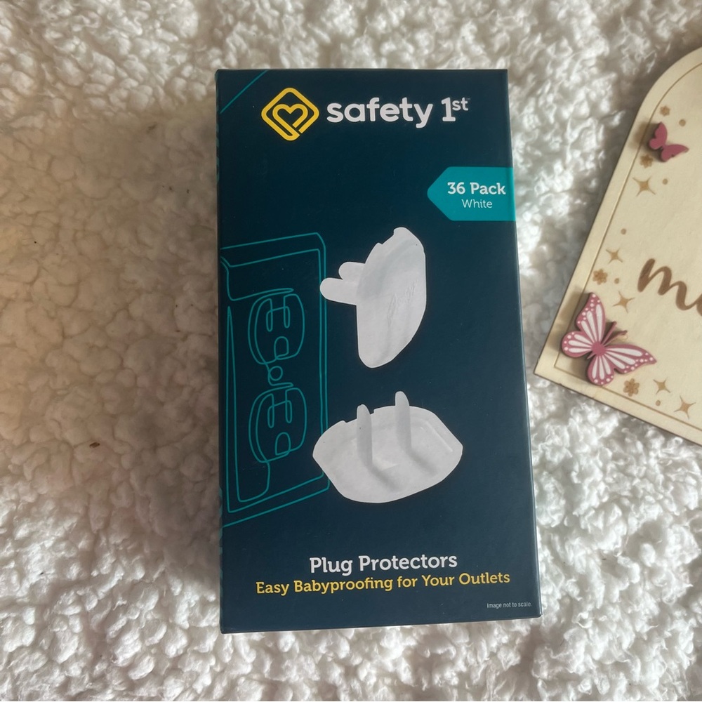 Baby Essentials Bundle - Picture 2 of 7